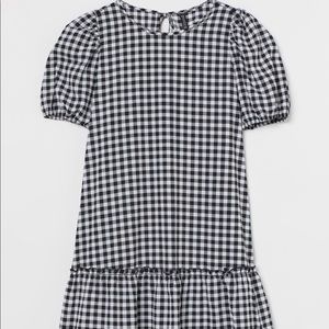 Never worn - size small H&M black/white checked puff-sleeve dress